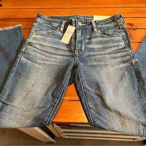 American Eagle AE Next Level Stretch Jegging Crop Size 10 NWT’s